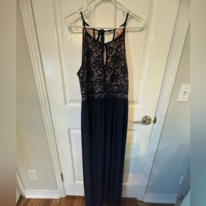 ✨ Candalite Lace Maxi Dress – Size Large – Elegant & Flowy- New without tags ✨